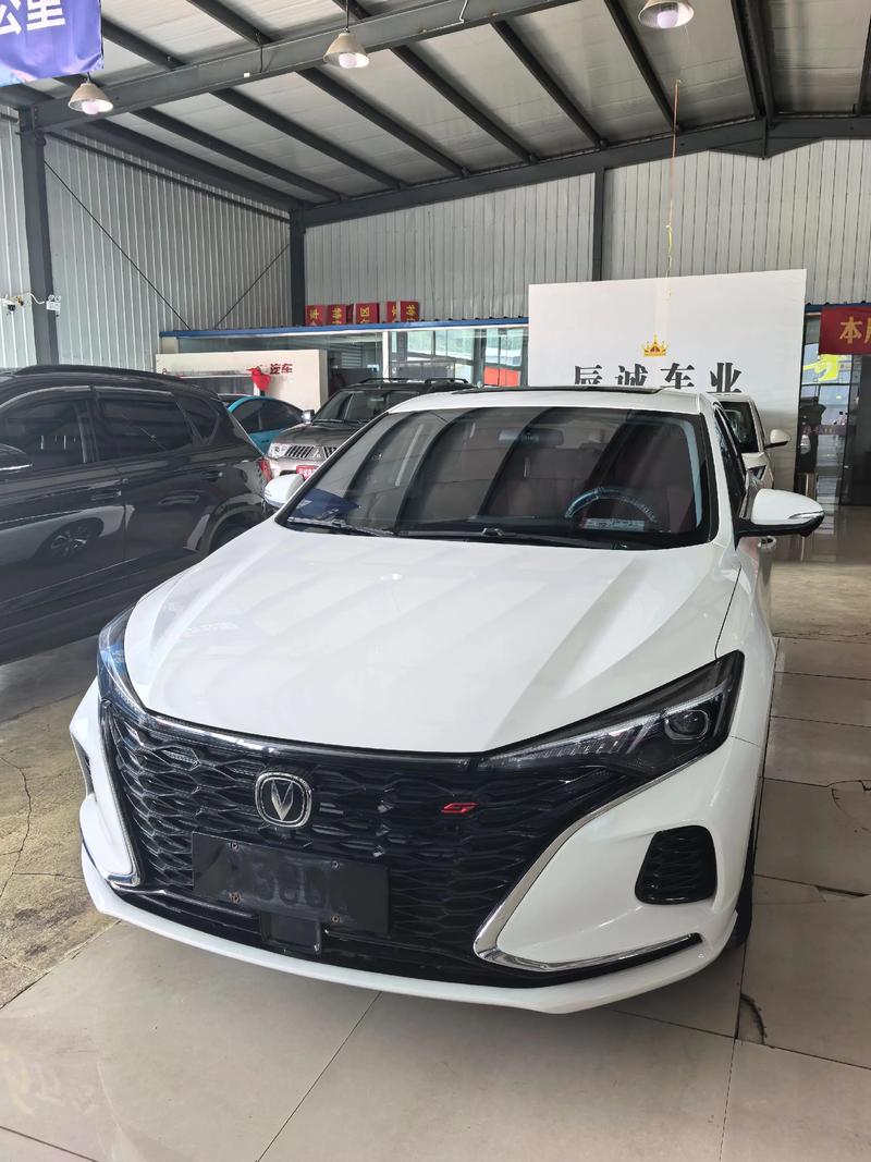 长安逸动图片及价格 长安逸动2021年新款图片