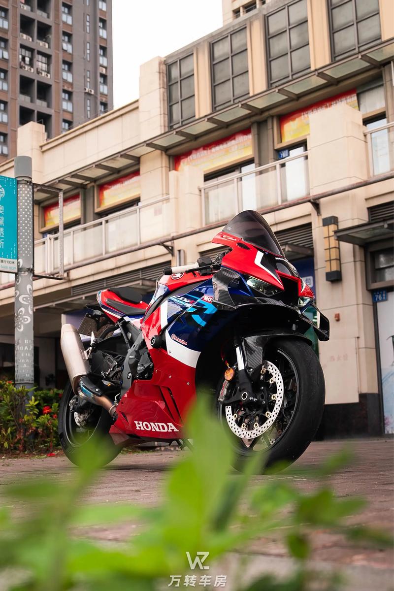 本田cbr1000rr官方报价,cbr1000rr国内售价