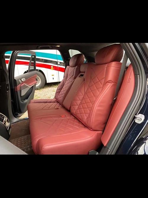 【suv后排座椅改装平躺,怎么把suv后排座位改平】