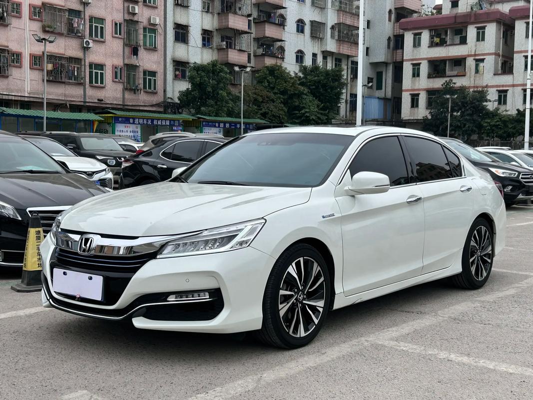 本田accord是什么车多少钱(accord是本田哪个系列)