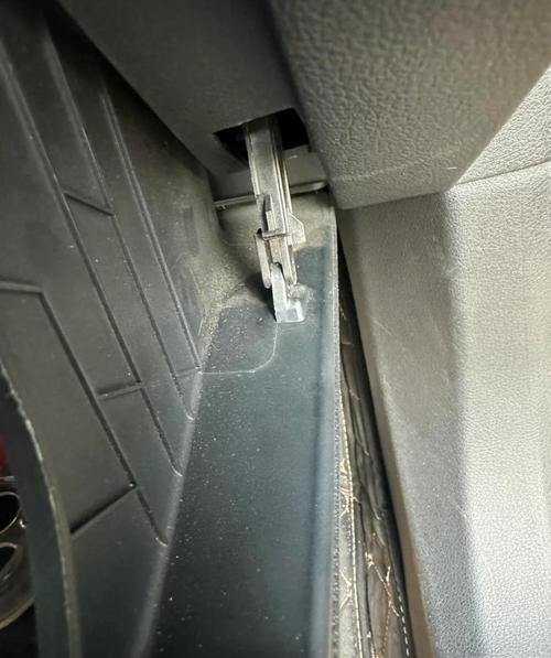 悦翔v3空调滤芯更换视频(悦翔v3空调滤芯更换视频讲解)