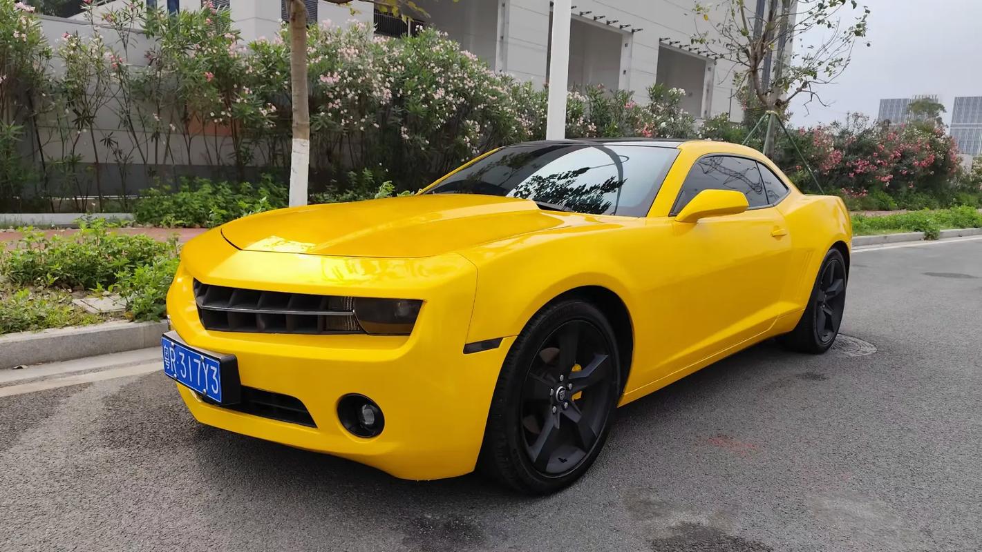 雪佛兰科迈罗是几座的／雪佛兰科迈罗两门四座