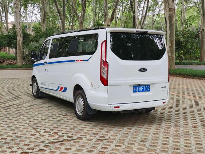 福特全顺柴油自动挡(福特全顺汽油20t自动挡)