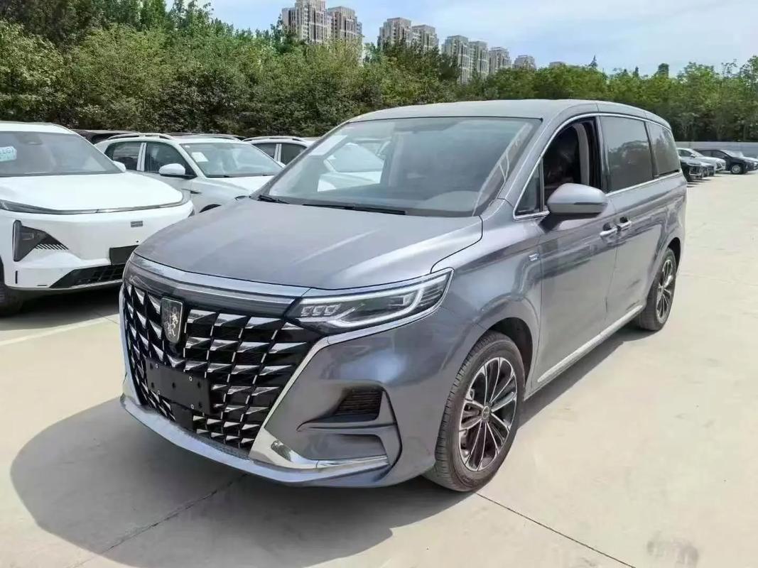 油电混合七座商务车排行榜,油电混合七座商务车型推荐