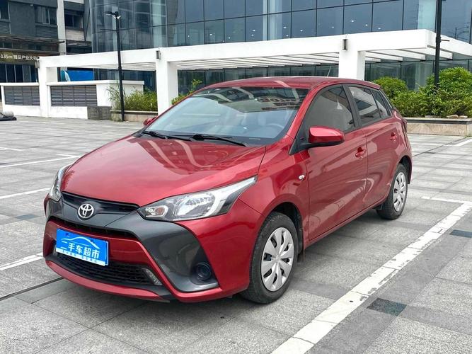 丰田致炫两厢车 丰田致炫两厢车有几吨重